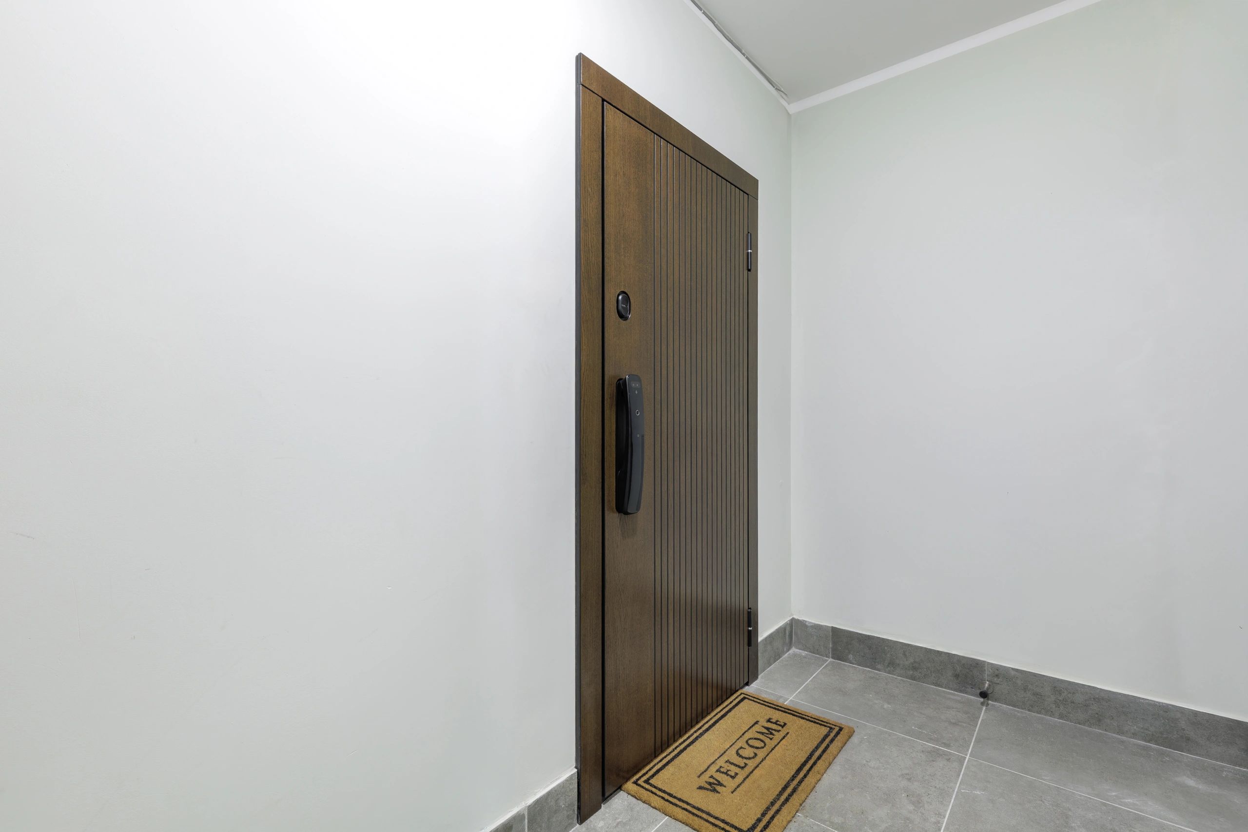 Commercial and apartment door lock service in Paphos
